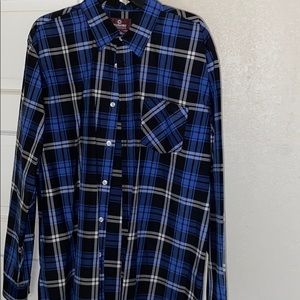 Akademiks long sleeve